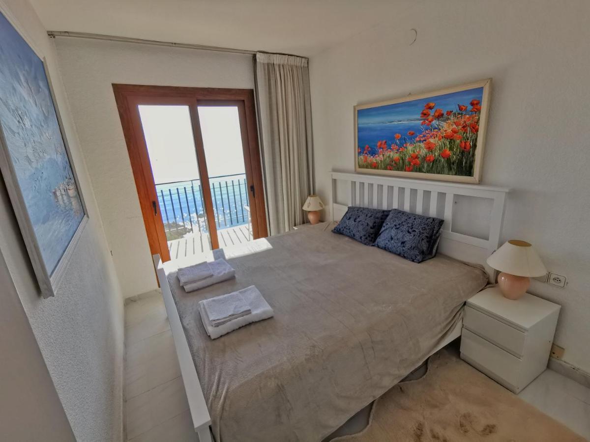 Spacious Seafront Apartment Платья-де-Аро Экстерьер фото